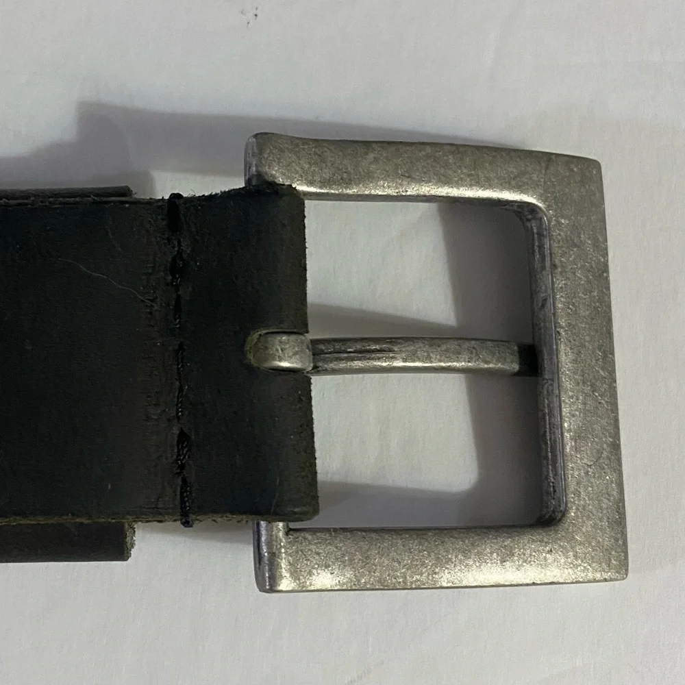 VINTAGE Belt, Genuine Leather, stainless steel buckle, Sz 44, Minimalist, EUC